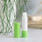 Klasyczny balsam do ust w sztyfcie wykonany z materiałów z recyklingu kolor jasnozielony (LT90485-N0032)
