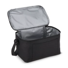 Torba termoizolacyjna R-PET 600D na 6 puszek 25 x 14,5 x 15,5 cm 5 l kolor czarny (LT95388-N0002) Torba termoizolacyjna R-PET 600D na 6 puszek 25 x 14,5 x 15,5 cm 5 l kolor czarny (LT95388-N0002)